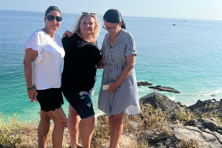 Salalah: West Coast Tour with Beaches and Cliffs