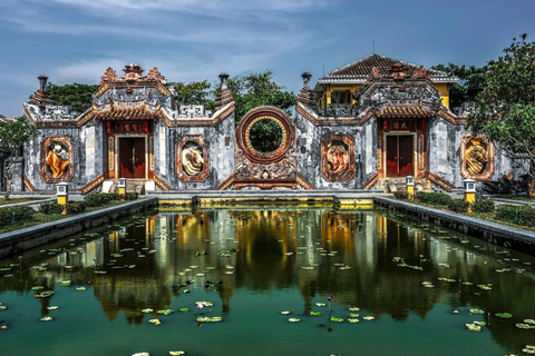 Hoi An Old Town Walking: Trader's Old House & Photo Spot