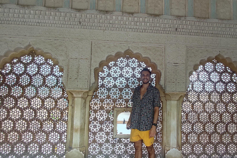 From Mumbai: 4-Day Golden Triangle Tour with Flights Tour Price without Hotels