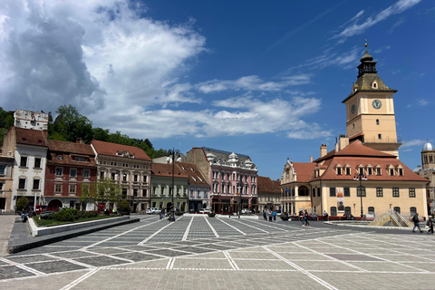 Brașov: Guided Walking Tour with Local Stories