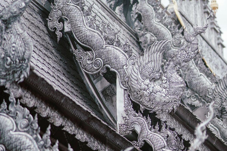 Chiang Mai: Boat Cruise, TukTuk & Songtaew Ride Shared Group