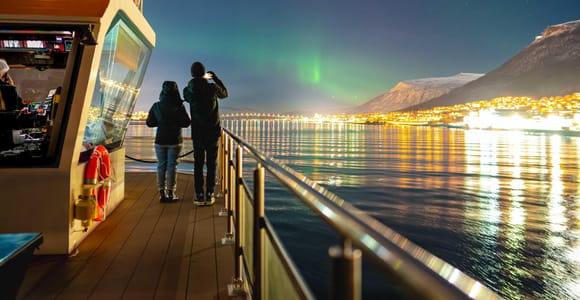 Tromsø: Aurora Dinner Cruise by Hybrid-Electric Catamaran
