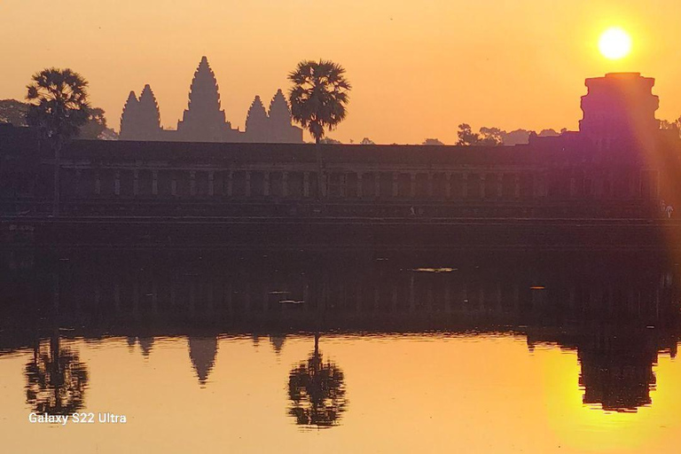 Siem Reap: Angkor 1 day guided tour in Spanish with sunriseOption 2: Private tour 1 day in Spanish with sunrise