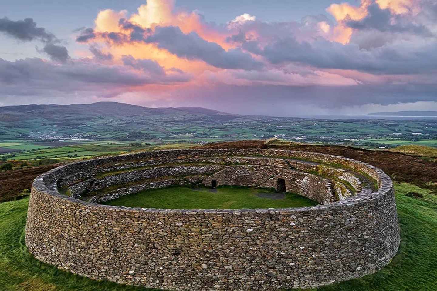 Donegal: Highlands Tour with Glenveagh Castle
