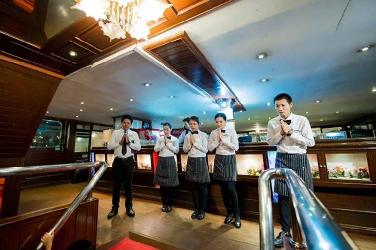 Bangkok: Rejs statkiem White Orchid Chao Phraya, tajski bufet i piwoWylot z Asiatique The Riverfront
