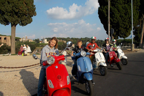 Alquiler de Vespa Primavera durante 24 horas en Roma