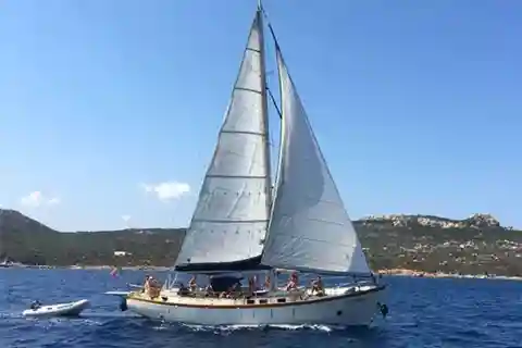 Privétour Catania - De zuidkust met Papasail