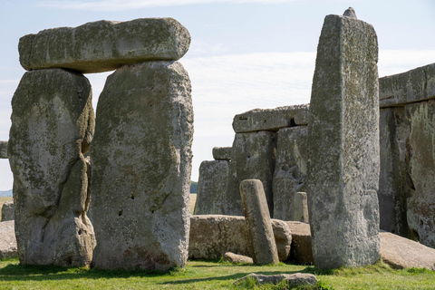 Tour privato di un giorno di lusso a Stonehenge e Bath da Oxford