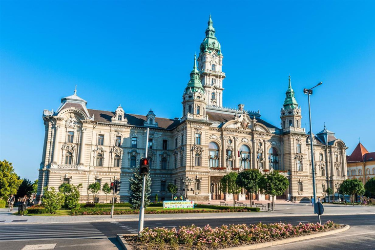 From Belgrade: 9-Day Balkans and Central Europe Tour