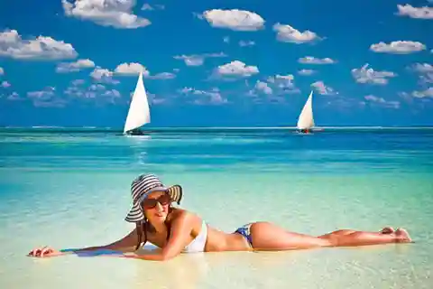 Zanzibar: Giornata intera sull'isola di Mnemba, Acquario Vivo delle Tartarughe