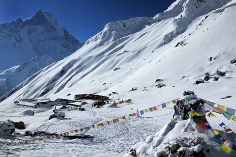 Caminhada no acampamento base de Annapurna de 11 dias