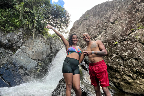 San Juan : Aventure sur le toboggan aquatique d'El Yunque avec transport
