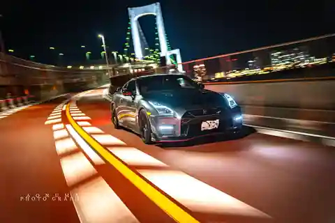 Tokyo GTR Special Car meet Tour / Daikoku & Night City Life