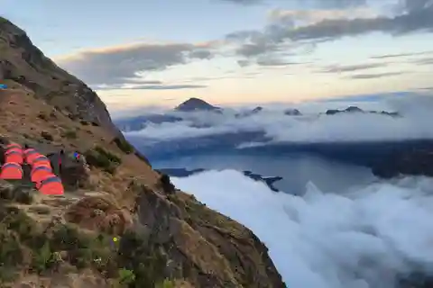 Trekking ao Monte Rinjani 2D/1N Crater Rim & Summit