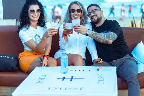 Experiencia de lujo frente a la playa de Accra: sol, arena, serenidad y almuerzo