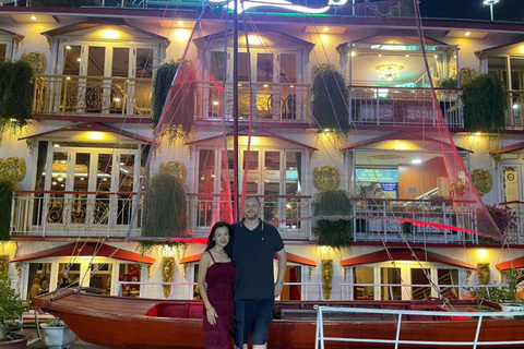 Ho Chi Minh City: Landmark 81 SkyView & Dinner Cruise Saigon River Classic Cruise Buffet Dinner - No Pick Up