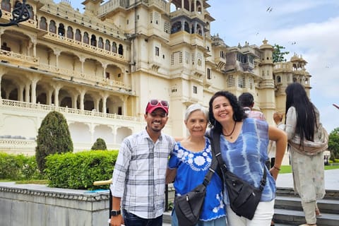 Udaipur 2 Days Private Tour with Kumbhalgarh Fort & Ranakpur