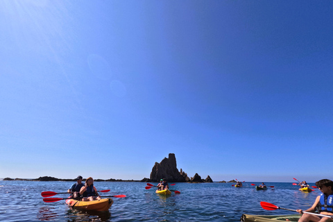 CABO DE GATA: GUIDED KAYAK ROUTE + SNORKEL + FREE PHOTOS