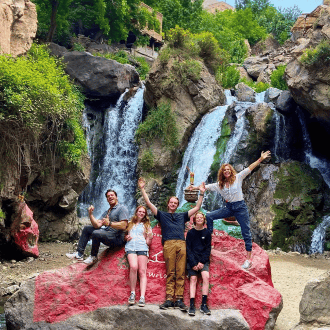 Excursion d'une journée dans la vallée d'Ourika avec cascades et déjeuner - trekking