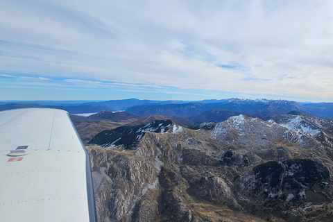 Nikšić: Private Panoramic Flight Nikšić: Private 15-minute panoramic flight