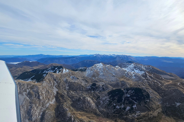 Nikšić: Private Panoramic Flight Nikšić: Private 15-minute panoramic flight