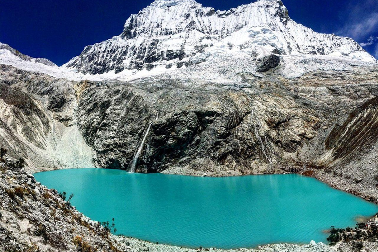 Huaraz: Laguna 69 Full-Day Guided Trekking Adventure