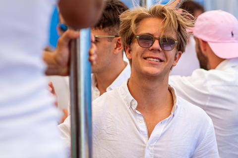 Dubrovnik: Sunset Boat Party with DJ & Blue Lagoon Swim Stop