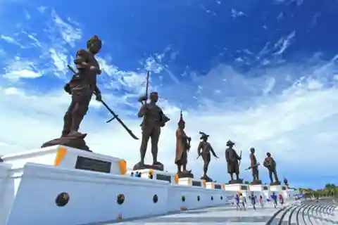 Hua Hin: Private Discovery Tour (2-3 People)