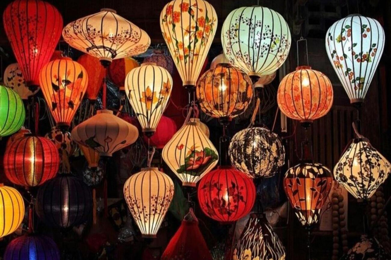 Hoi An: Aula de fabrico de lanternas dobráveis com uma família local