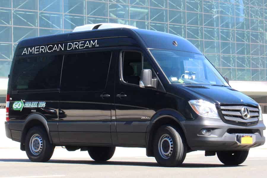 Von NYC aus: Hin- und Rücktransport zur American Dream Mall. Foto: GetYourGuide