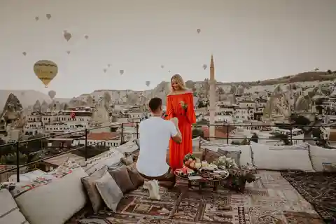 Marriage Proposal Surprise & Engagement in Cappadocia