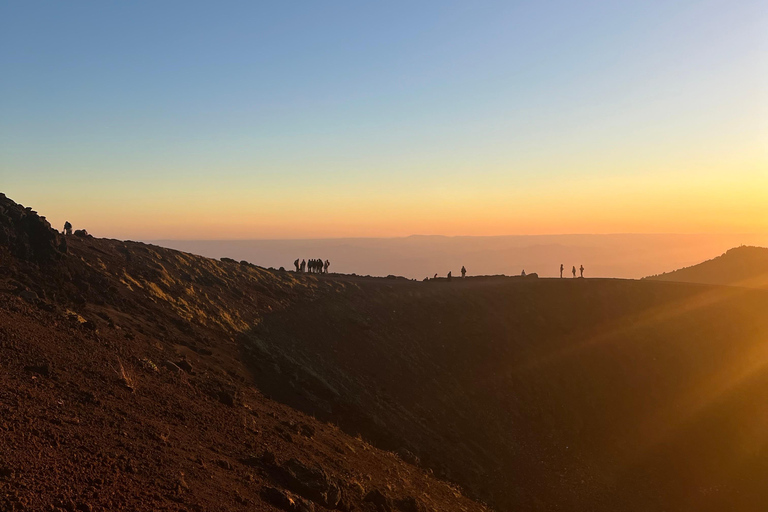 COUCHER DE SOLEIL À ETNA : VISITE GUIDÉE D'ETNA AVEC PRISE EN CHARGE DEPUIS CATANE