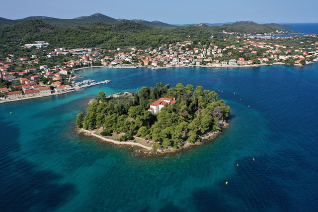 Zadar Speed Boat: Thrill Ride with Snorkeling Gear