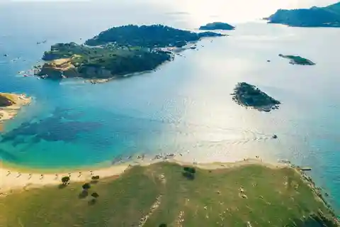 Halkidiki: Private Cruise to Ammouliani & Drenia Islands