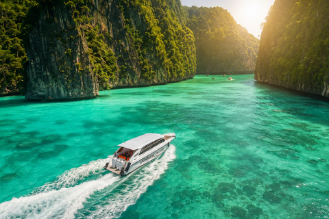 Phuket: PhiPhi Island Snorkeling Tour with Lunch Full Day Tour without Transfer