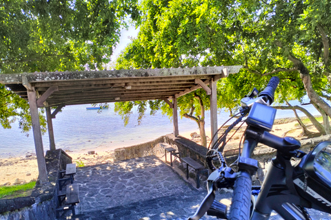 Autentyczna wycieczka z przewodnikiem na rowerze elektrycznym po północnym wybrzeżu