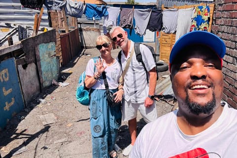 Cape Town: Nathi Langa Township Walking Tour