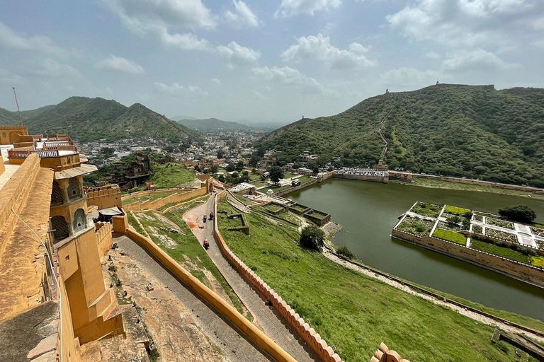 Jaipur : entrée accélérée à Amer Fort et guide/transfert en optionBillet d'entrée seulement