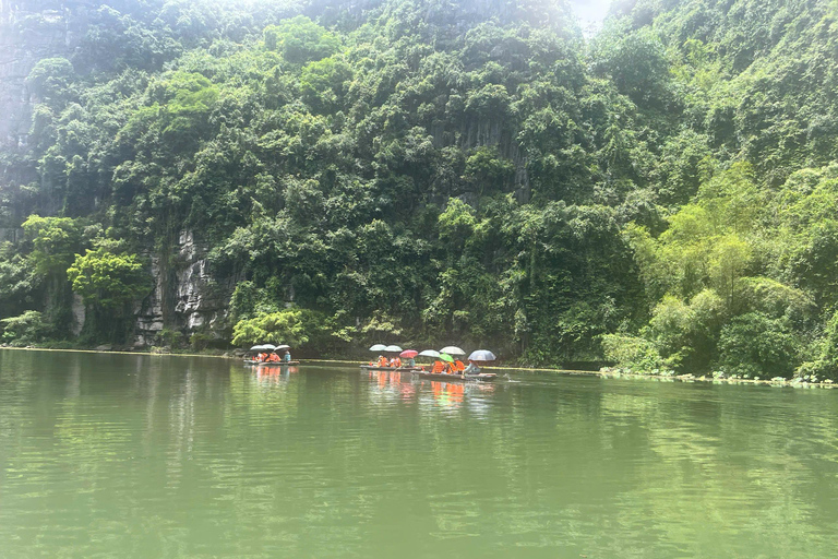 HOA LU - BAI DINH - TRANG AN - MUA-GROTTAN FRÅN NINH BINH