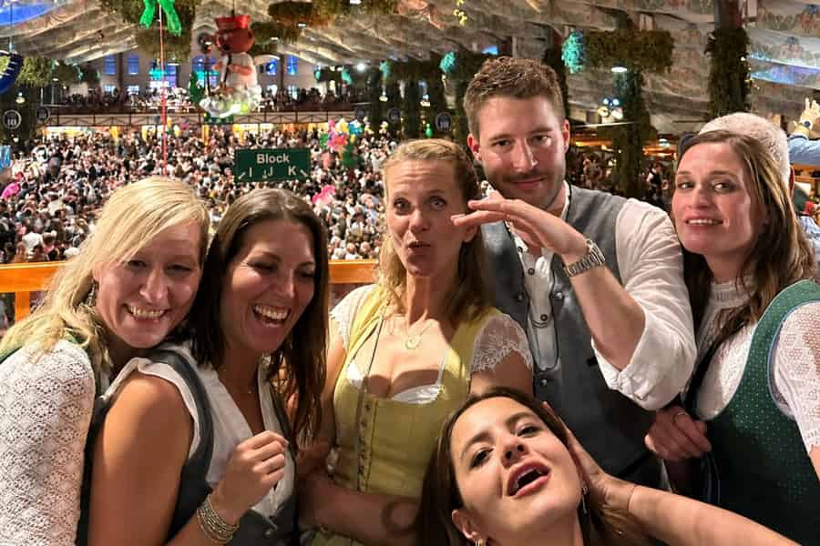 Oktoberfest-tafelreservering en feesttour