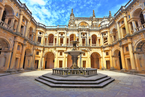 从里斯本出发：圣殿骑士路线 - 阿尔穆罗尔、托马尔和基督修道院独家私人之旅