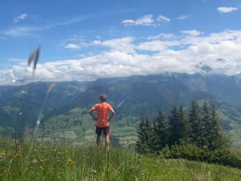 Spiez : Le sommet du Niesen avec un triathlète suisse