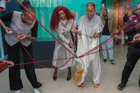 Nairobi: Museum of Illusions Guided Tour with transfers