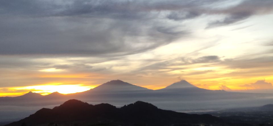 Le volcan Merapi, en Indonésie, est à nouveau actif - Le Soir