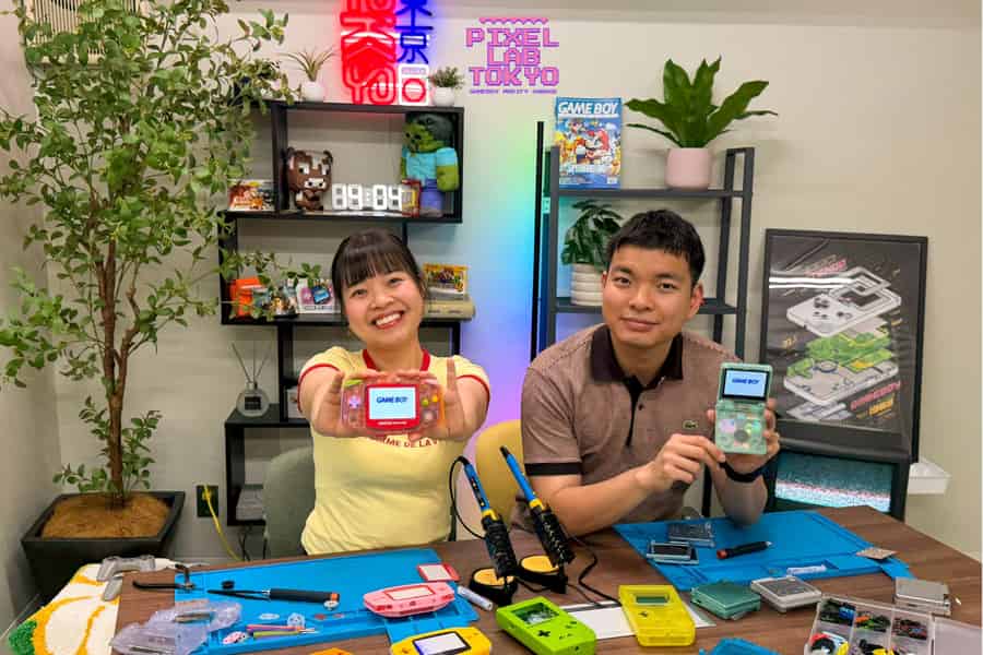 Pixel Lab Tokyo: Gameboy-Mod-Workshop (Classic/Advance/SP). Foto: GetYourGuide Pixel Lab Tokyo: Gameboy-Mod-Workshop (Classic/Advance/SP). Foto: GetYourGuide