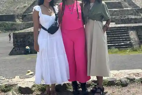Teotihuacan, tour guiado + recolha na CDMX + pequeno-almoço