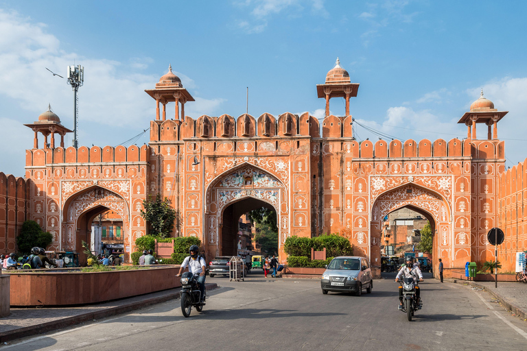 Super Jaipur Tour saindo de Delhi em um carro particular - Tudo incluído