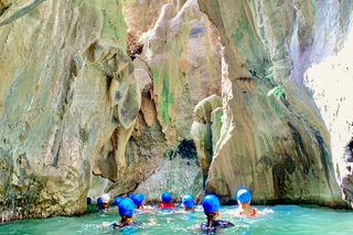 Benahavís: Guided Canyoning Adventure (Benahavís River Walk)