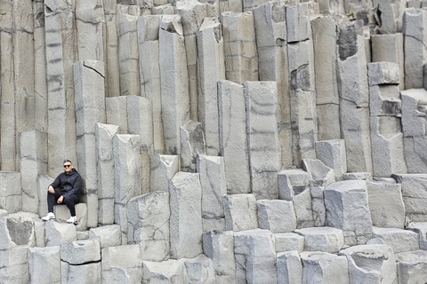 Tagesausflug an die Südküste mit Reiten an schwarzen Sandstränden