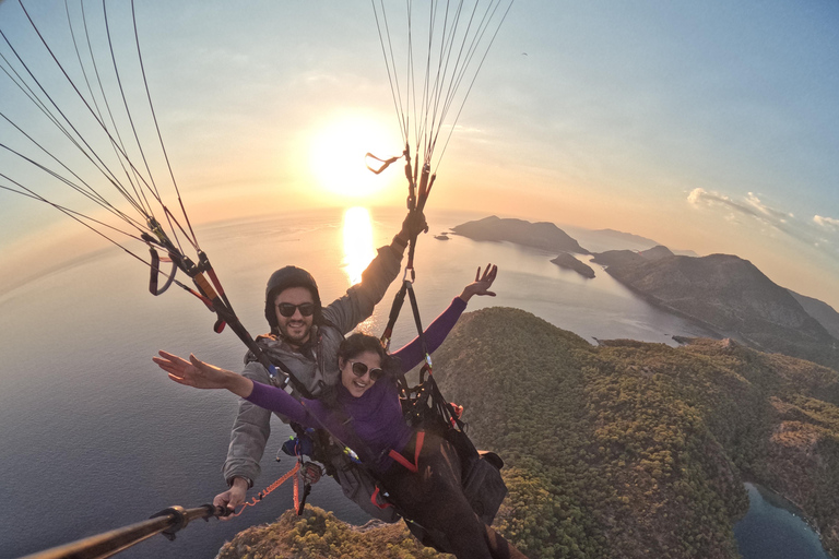 Tandem Paragliding in Fethiye, Oludeniz | Experienced Pilots